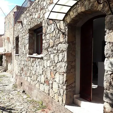 Casa Di Pilou - Maison Et Jardin Pres De La - Holiday home Corbara