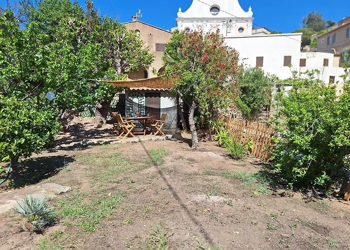 Vakantiehuis Casa Di Pilou - Maison Et Jardin Pres De La -